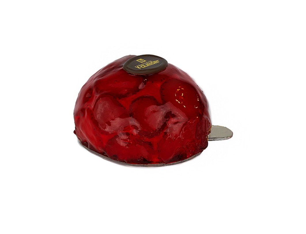 half-bull-strawberry-gateaux-1-4006006