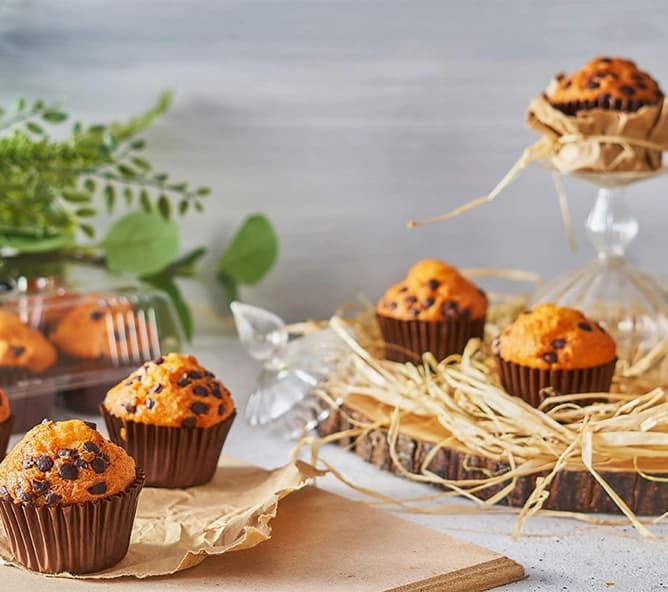 Vanilla Chocolate Chips Cupcakes Box